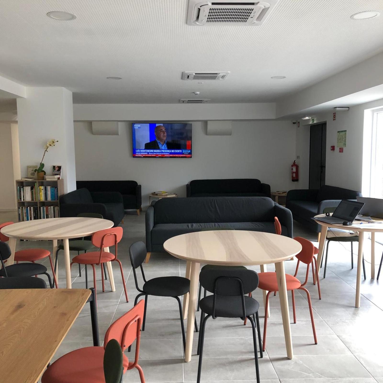 Residencia Universitaria Calhariz Benfica Hostel